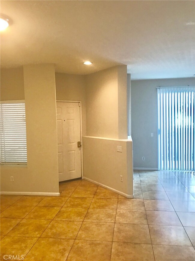 1052 N Turner Ave unit 171, Ontario, CA 91764 - photo 2