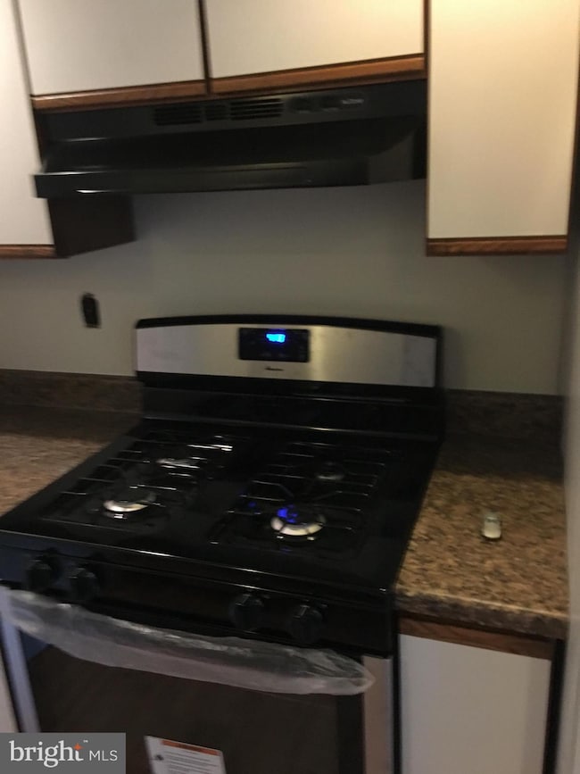 2839 Maxwell St, Philadelphia, PA 19136 - photo 3