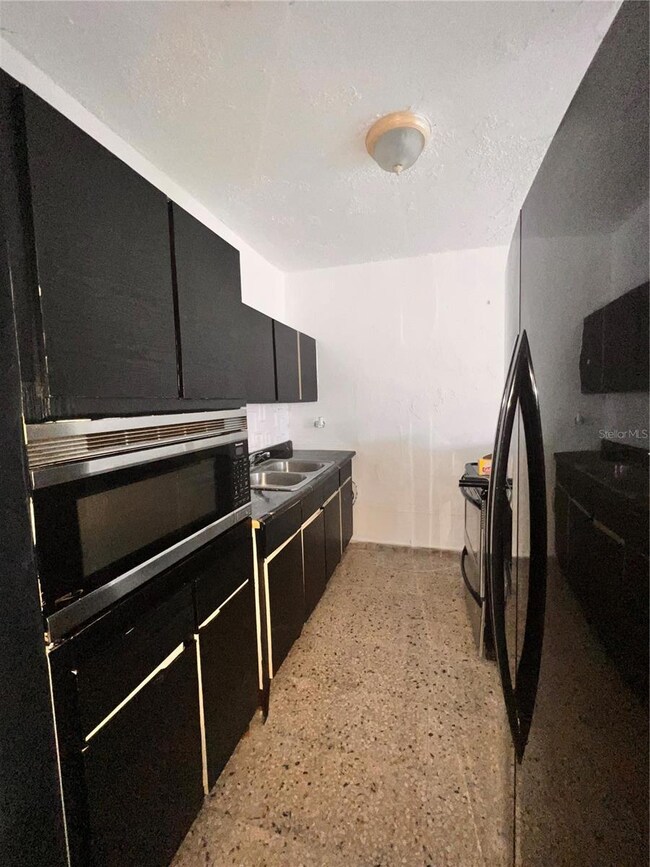 URB. TOA ALTA HEIGHT # 7 Calle 11 Bloq E, Toa Alta, PR 00953 - photo 6