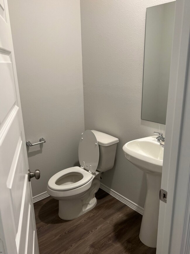 25918 Emory Hollow Dr, Tomball, TX 77375 - photo 4