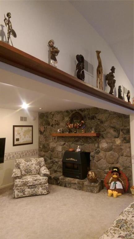 4392 Mill Rd, Emmaus, PA 18049 - photo 6