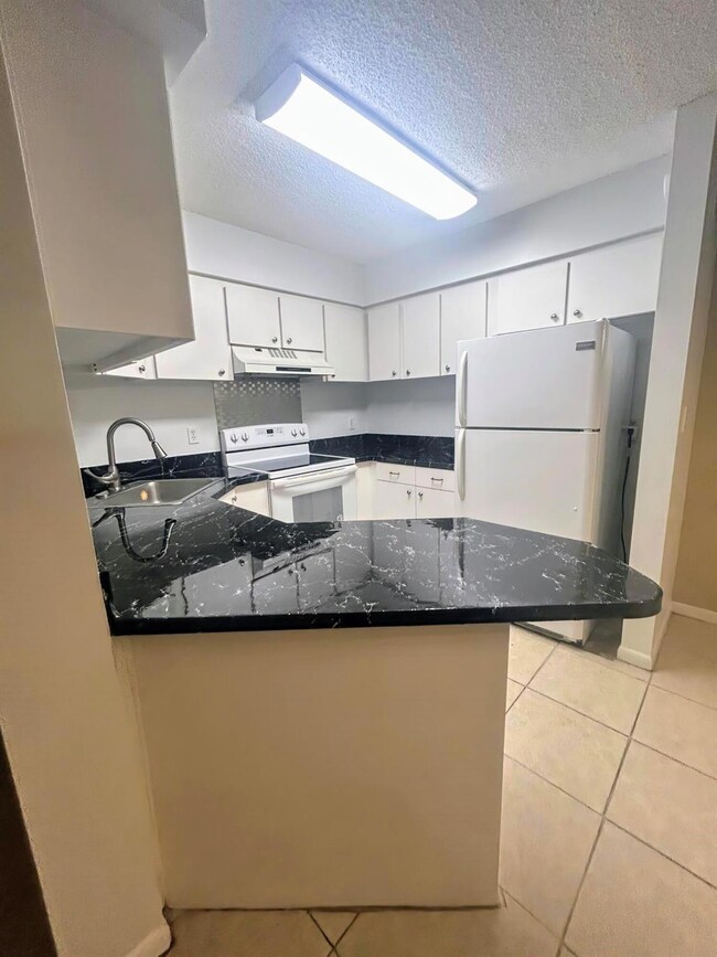 4181 S 57th Ave unit A, Greenacres, FL 33463 - photo 3