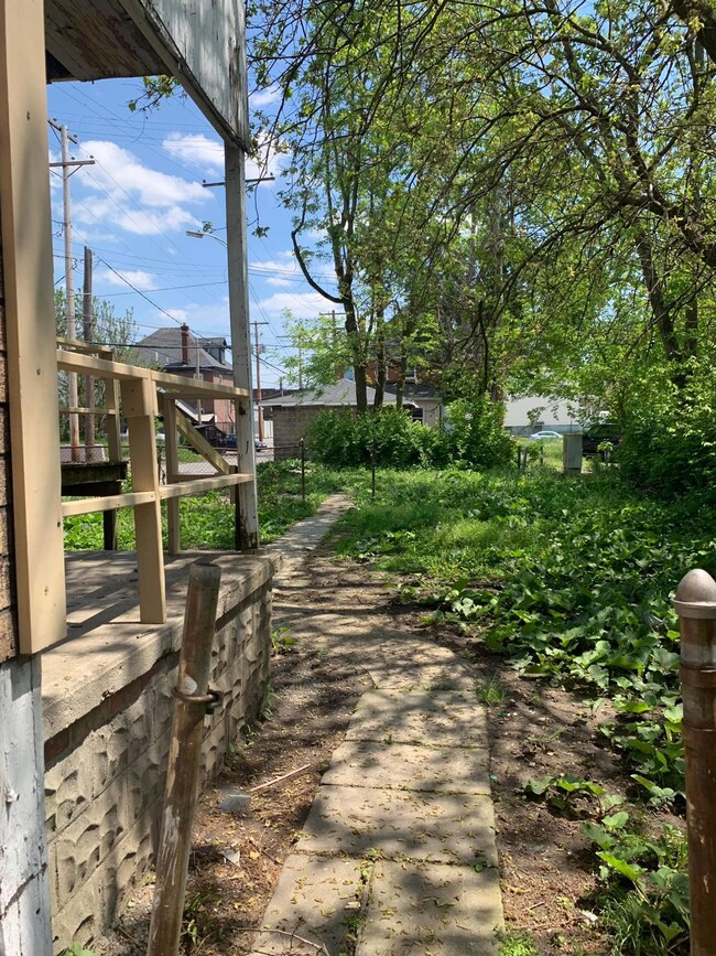 24 S Eureka Ave, Columbus, OH 43204 - photo 5