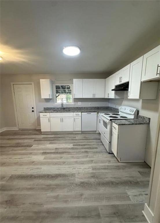 4510 Burks Rd, Forest Park, GA 30297 - photo 3