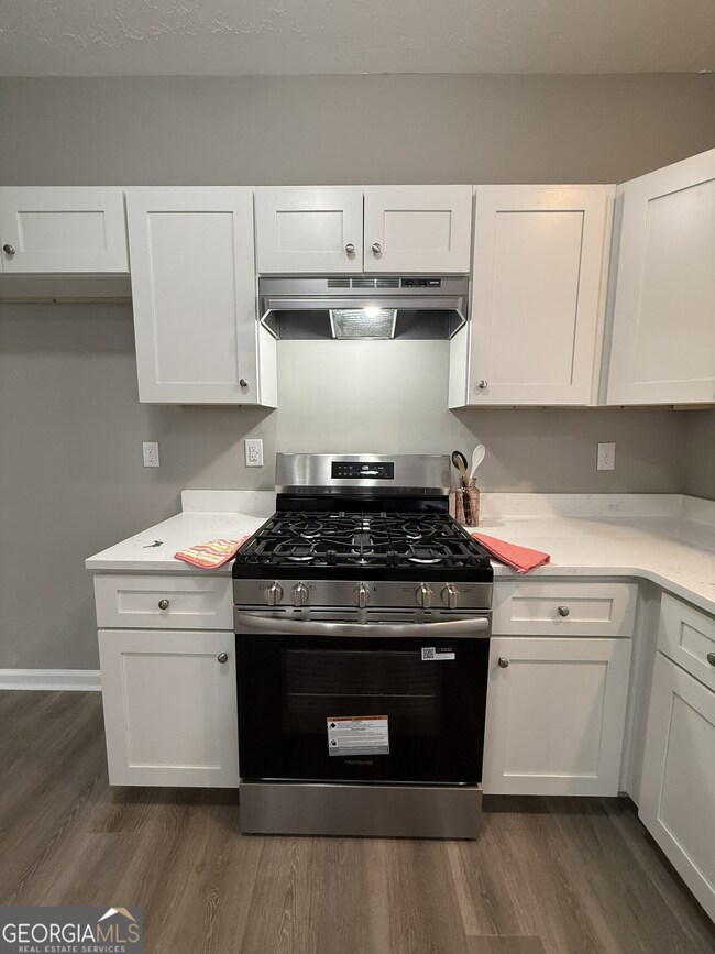 2241 Baker Carter Dr unit 2, Loganville, GA 30052 - photo 5