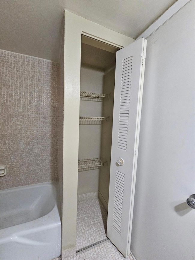 Inverrary Gardens I unit 4314, Lauderhill, FL 33319 - photo 5