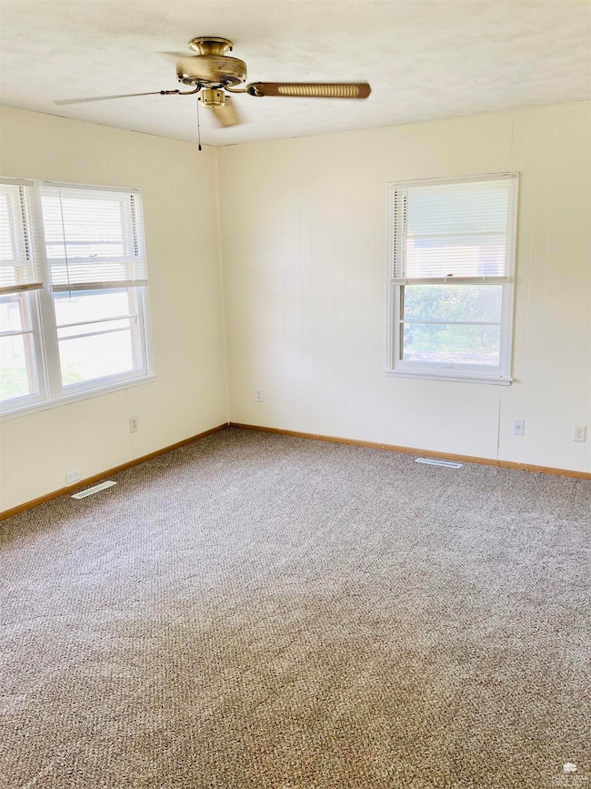 705 N Eisenhower Dr, Junction City, KS 66441 - photo 3