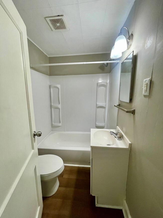 204 Sanderson Dr, Hopkinsville, KY 42240 - photo 7