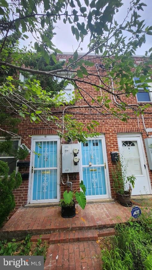 1422 W St SE unit 2, Washington, DC 20020 - photo 2