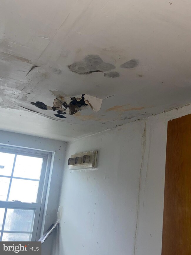 158 State St, Penns Grove, NJ 08069 - photo 3