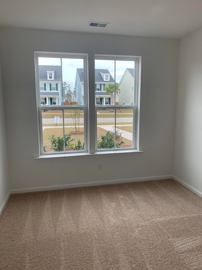 First floor guest rm