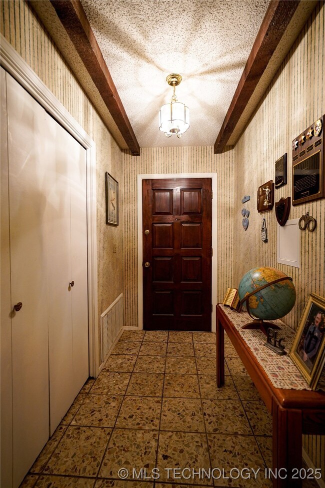 412 Fenwick Place, Muskogee, OK 74403 - photo 3