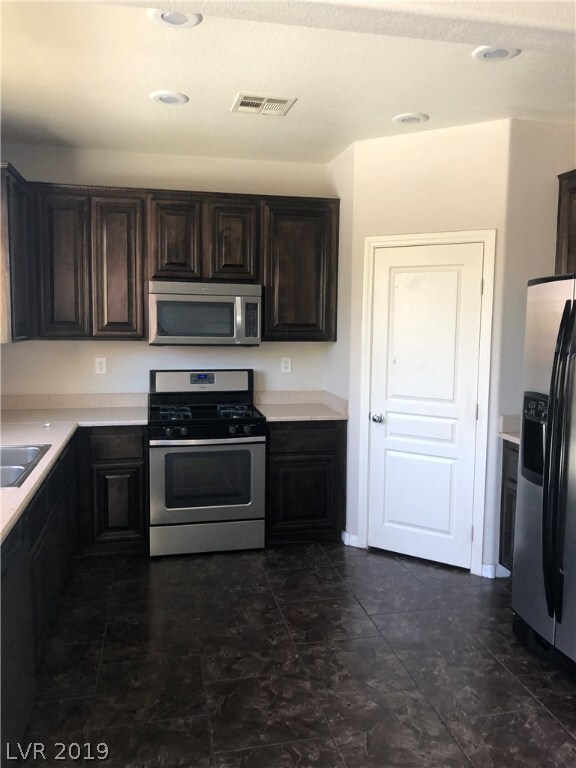 5486 Twin Feathers Way unit n/a, Las Vegas, NV 89135 - photo 5