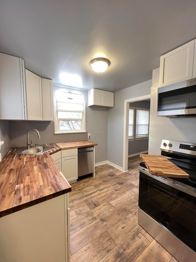 1605 Avalon St, Klamath Falls, OR 97603 - photo 2