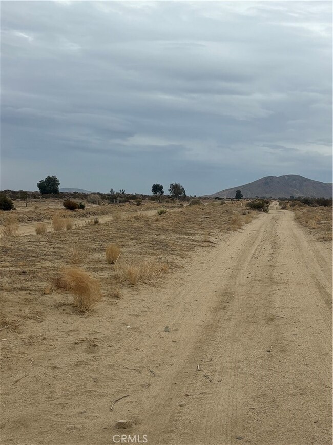 0 Vic Ave R6 225 Ste unit SR25264151, Palmdale, CA 93591 - photo 7