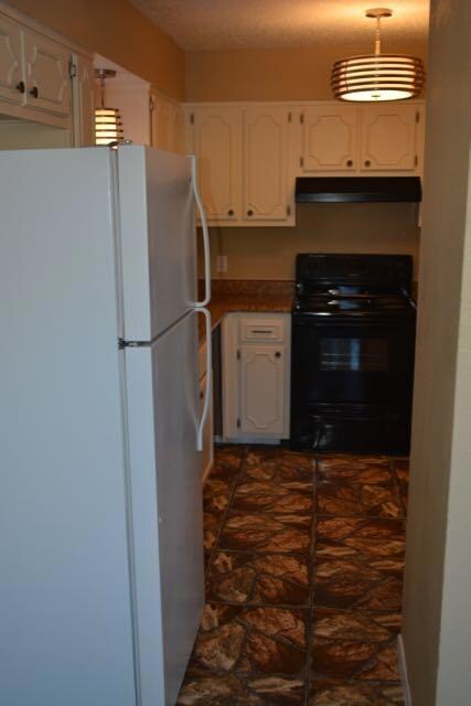 10504 Ashwood Dr unit A, El Paso, TX 79935 - photo 4