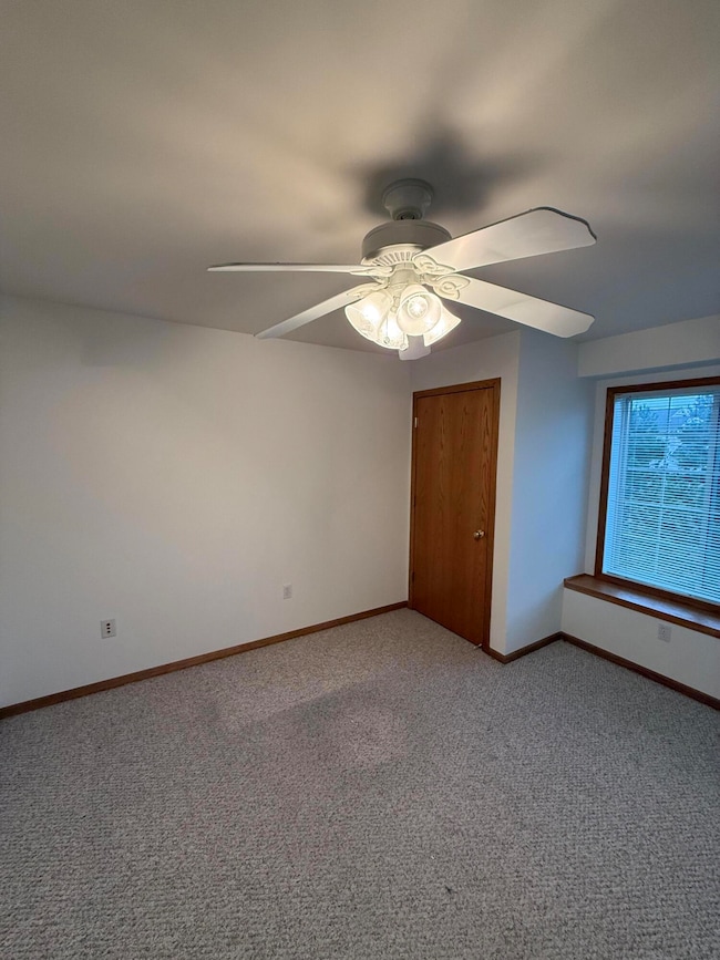 2750 11th Place unit 508, Kenosha, WI 53140 - photo 5