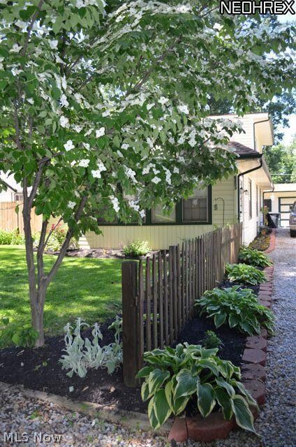 6203 Larkhall Dr, Madison, OH 44057 - photo 2