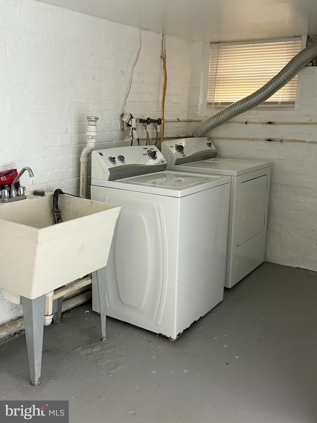 2807 Presstman St, Baltimore, MD 21216 - photo 6