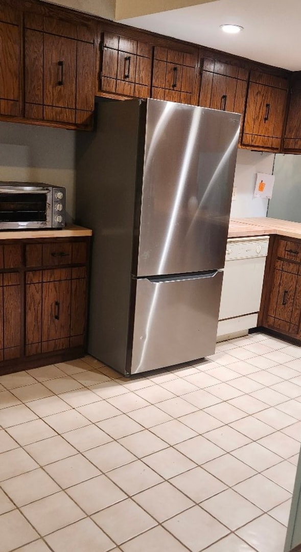 10355 Menard Ave unit 210, Oak Lawn, IL 60453 - photo 4