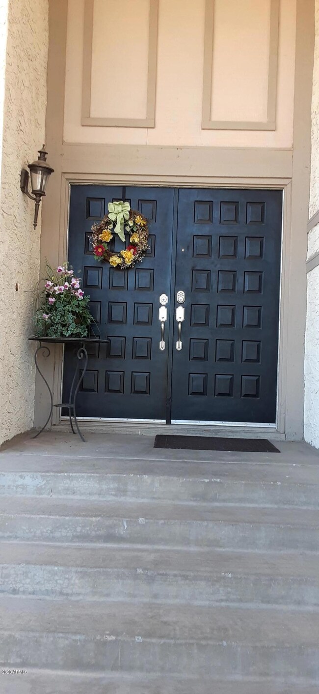 Front of House3