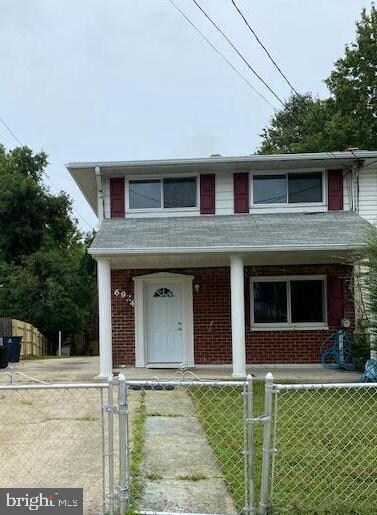 6924 Flagstaff St, Hyattsville, MD 20785 - photo 2