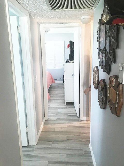 194 Windsor I unit 194, West Palm Beach, FL 33417 - photo 5