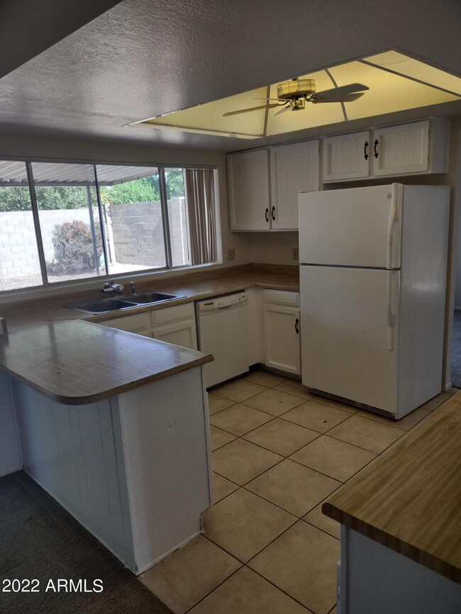 3134 S Extension Rd, Mesa, AZ 85210 - photo 4