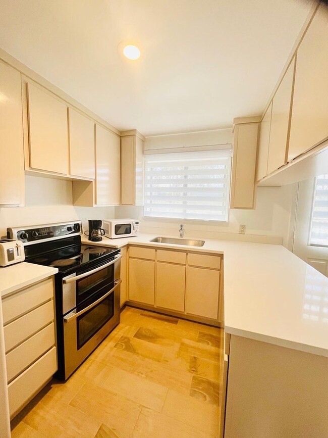 1040 Cindy Marie unit n/a, Eagle Pass, TX 78852 - photo 4