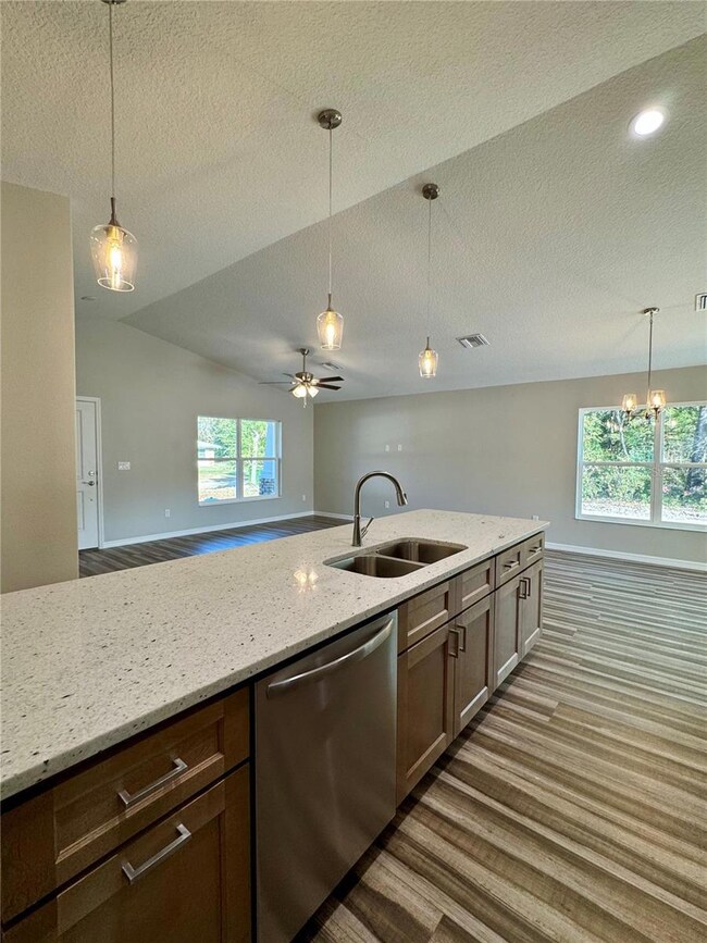 13592 SW 102nd Place, Dunnellon, FL 34432 - photo 5