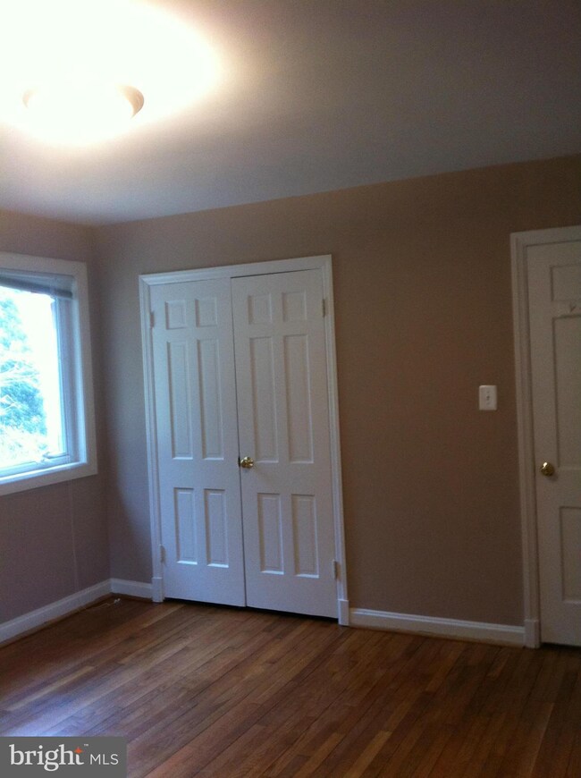 4112 Edgevale Ct, Chevy Chase, MD 20815 - photo 6