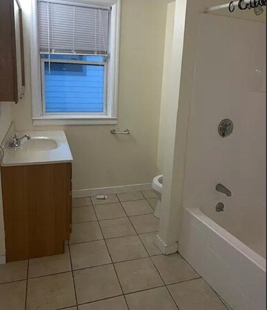 40 Silver St unit 3, Boston, MA 02127 - photo 2