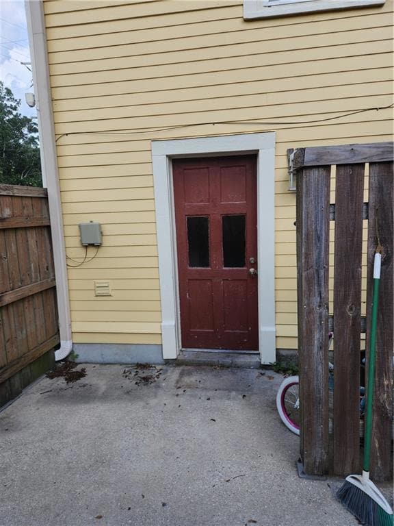 4322 S Dorgenois St, New Orleans, LA 70125 - photo 2