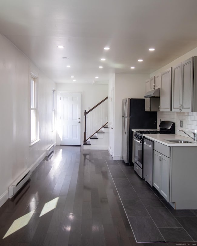 78 West St unit 2A, New London, CT 06320 - photo 4