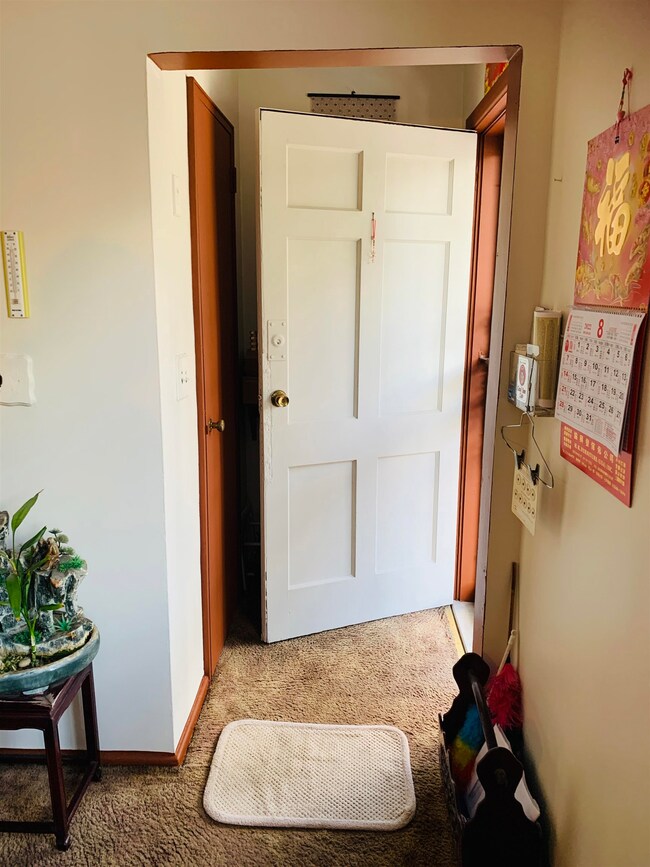 48 College Dr, Jersey City, NJ 07305 - photo 2