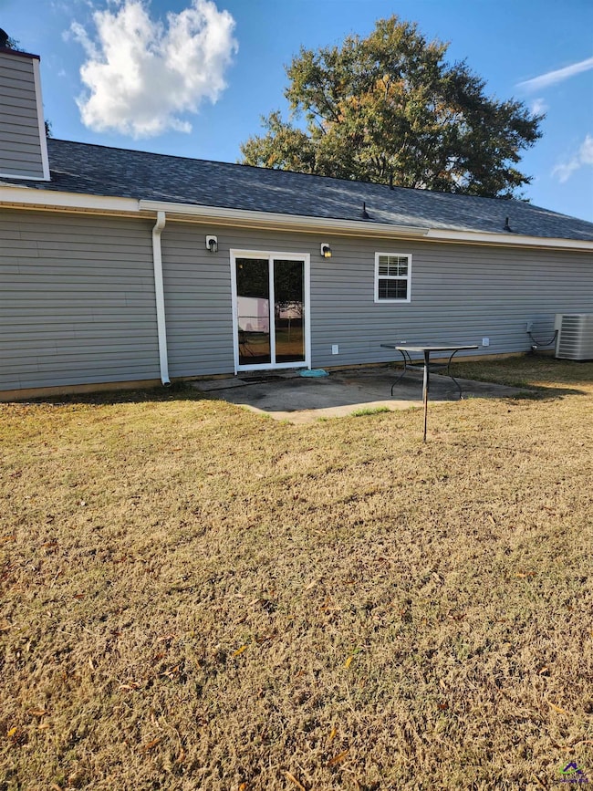 100 Northspring Ct, Warner Robins, GA 31093 - photo 2