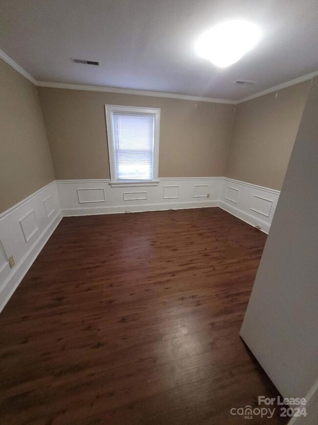 216 Harrill St unit D, Statesville, NC 28677 - photo 6