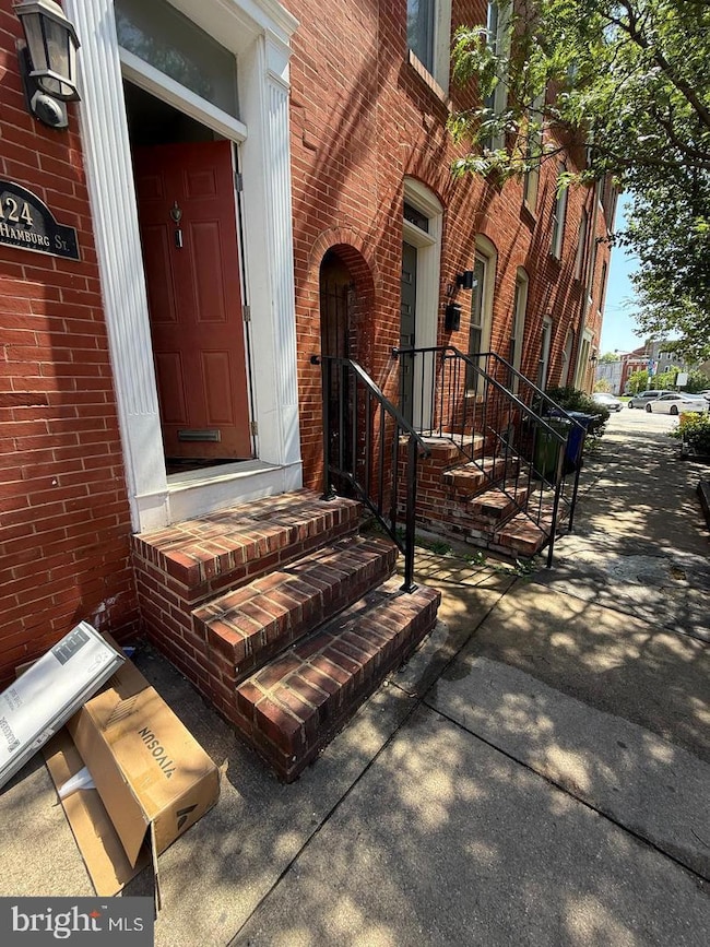 124 W Hamburg St, Baltimore, MD 21230 - photo 2