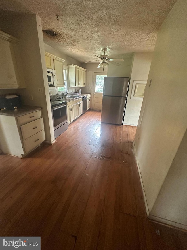 426 Azalea St, Culpeper, VA 22701 - photo 4