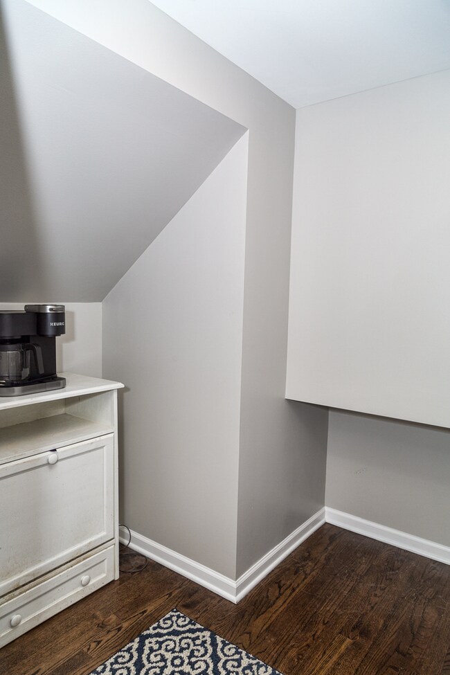 1000 Kingsmill Dr unit II, Algonquin, IL 60102 - photo 7