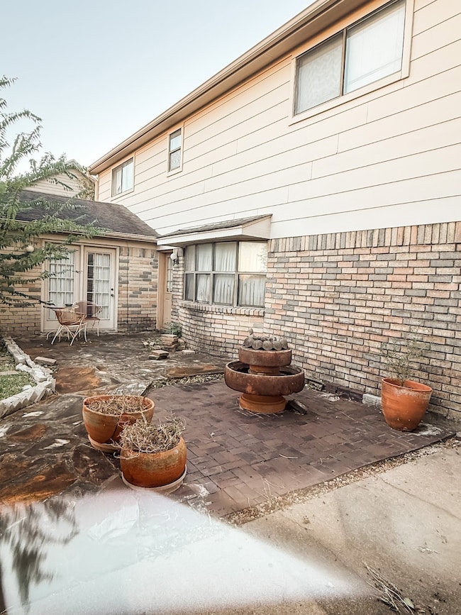 3606 Garrett Blvd, Deer Park, TX 77536 - photo 2