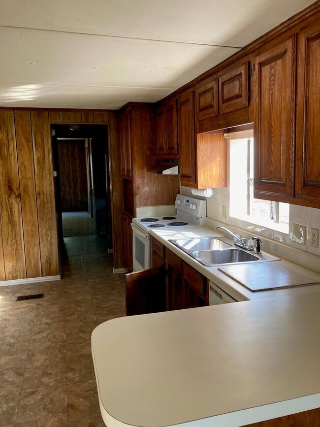 4004 Rance Dr, Granbury, TX 76049 - photo 4