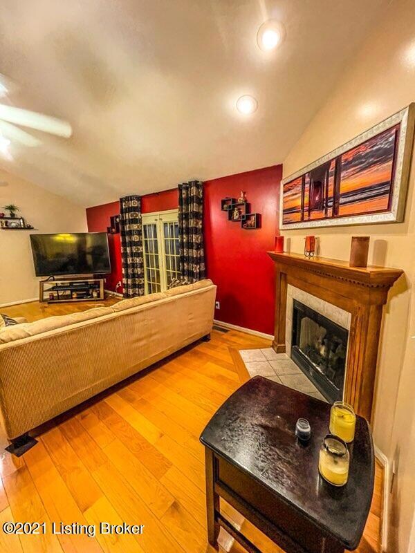 293 Matthew Bleemel Dr, Mount Washington, KY 40047 - photo 4