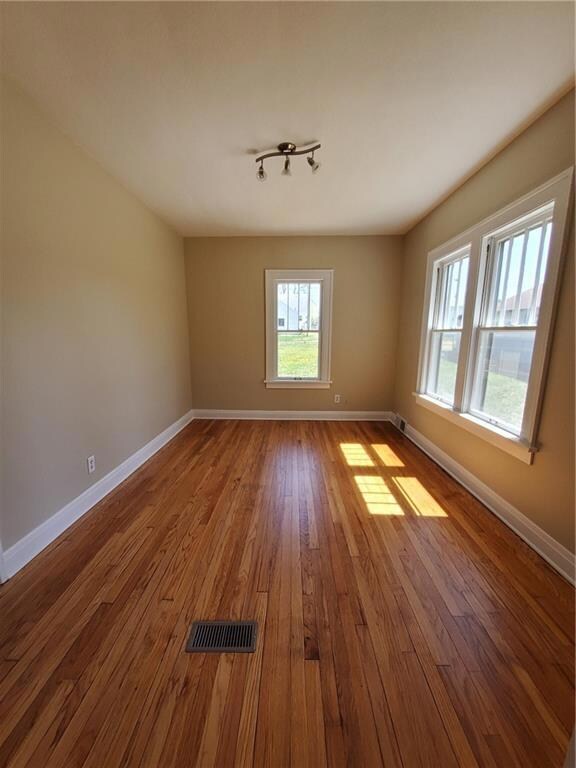 2nd living space main floor