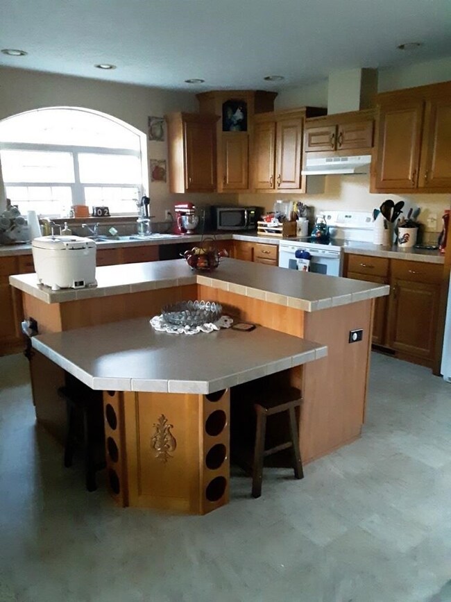 6067 E Division Rd, Mill Creek, IN 46365 - photo 3