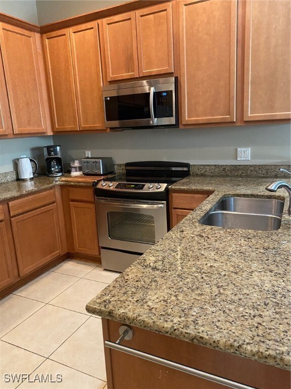 Kitchen with Stainless Steel Applicances