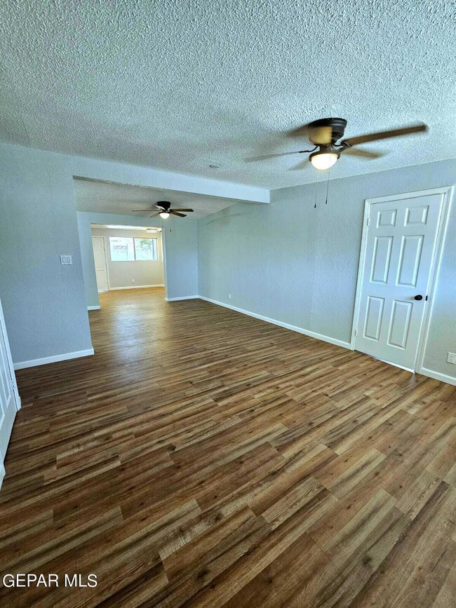 428 Jensen Ave, El Paso, TX 79915 - photo 5