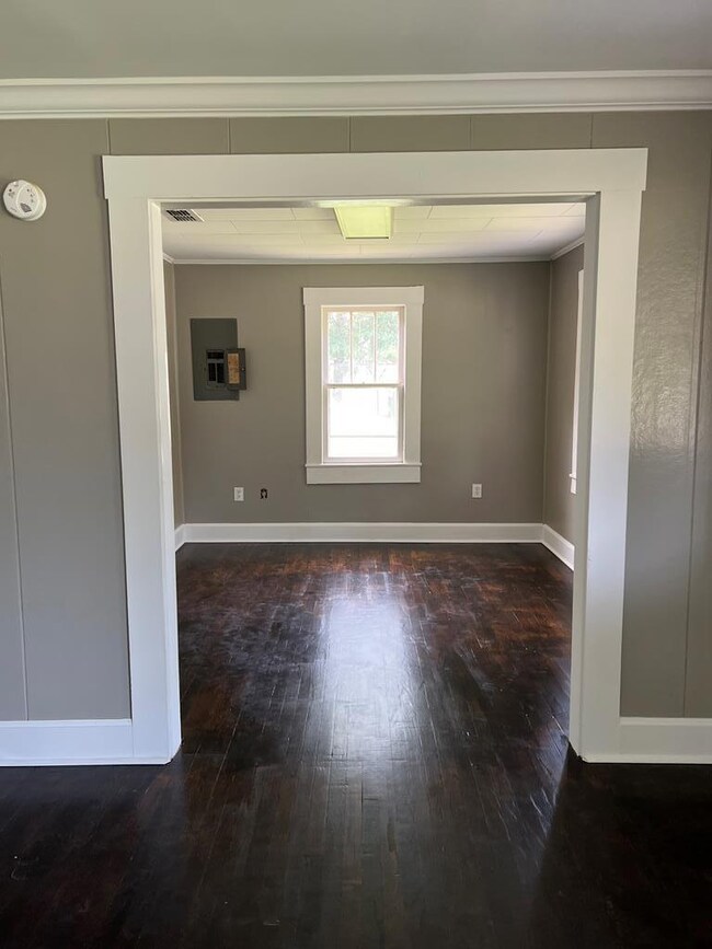 220 Daughtry Ave N, Douglas, GA 31533 - photo 5