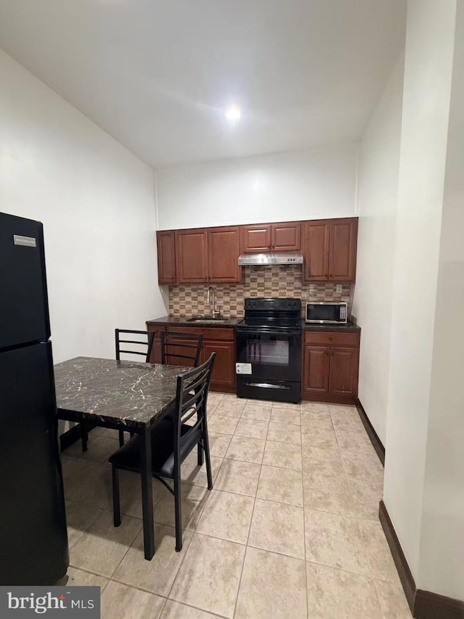 4428 Chestnut St unit 2F, Philadelphia, PA 19104 - photo 3