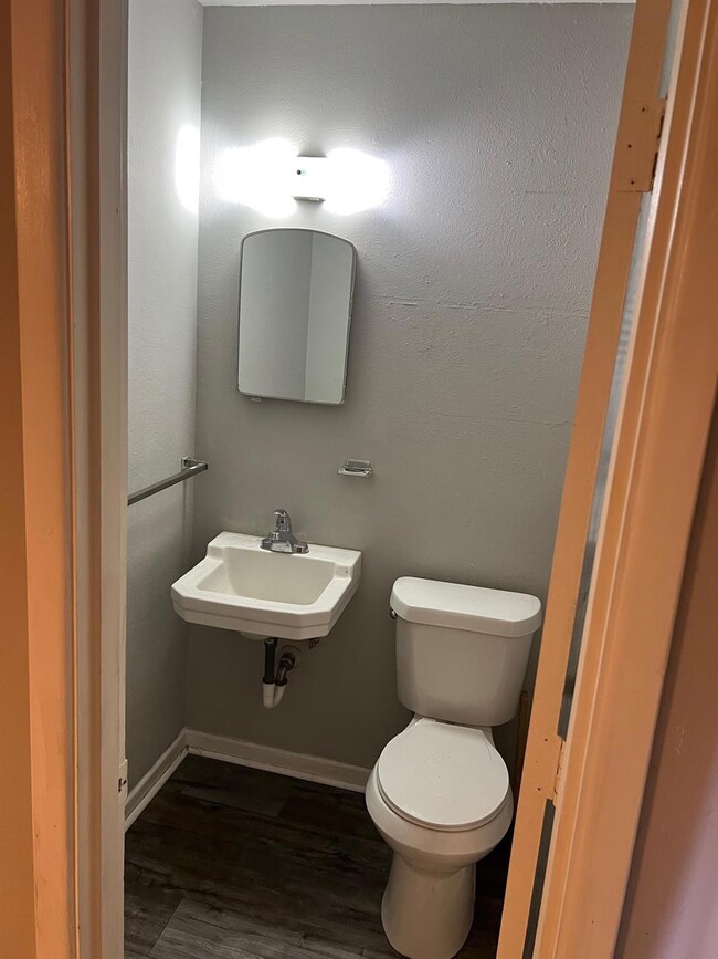 760 Betty Ln, Hurst, TX 76053 - photo 6